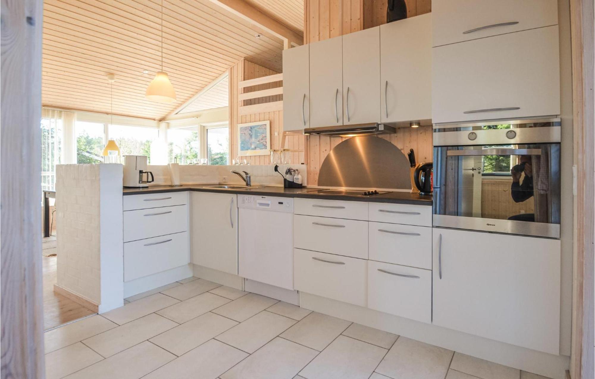 4 Bedroom Pet Friendly Home In Fjerritslev Экстерьер фото